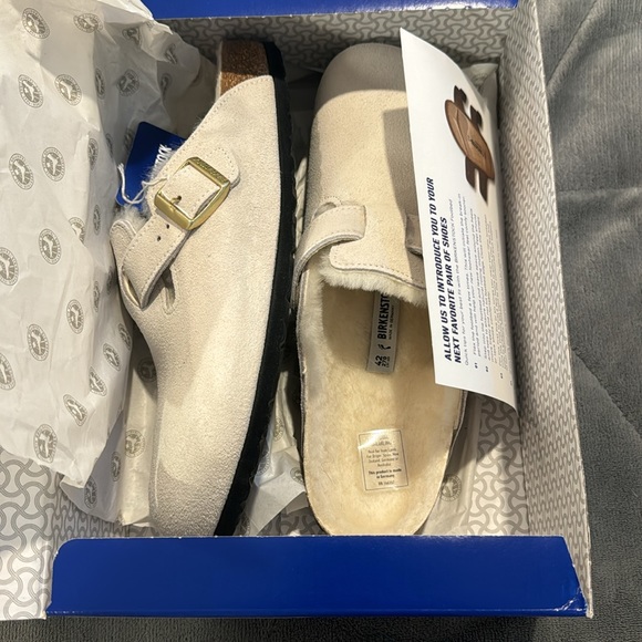 Birkenstock Clogs - Picture 2 of 5